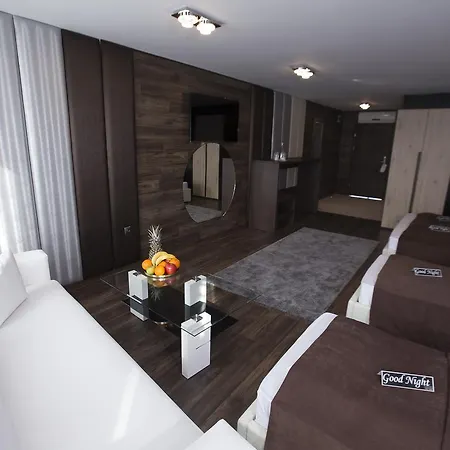Acktion Deluxe Hotel Shumen Exterior photo